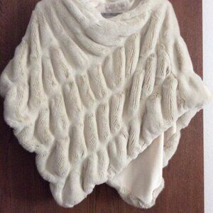 Fabulous Furs Donna Salyers Poncho